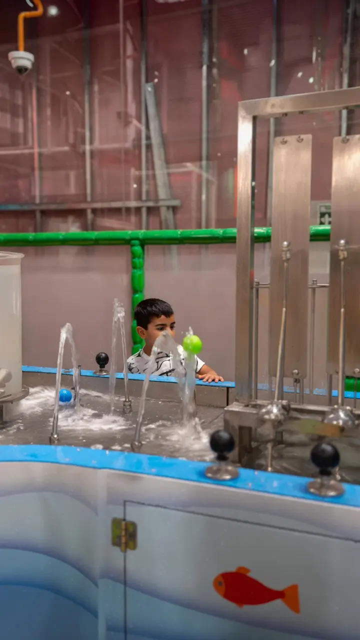 Hands-on water play station at Hamleys Play
